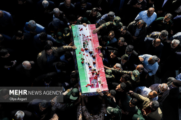 تشییع پیکر مطهر سردار شهید حاج حمید مازندرانی در گلستان