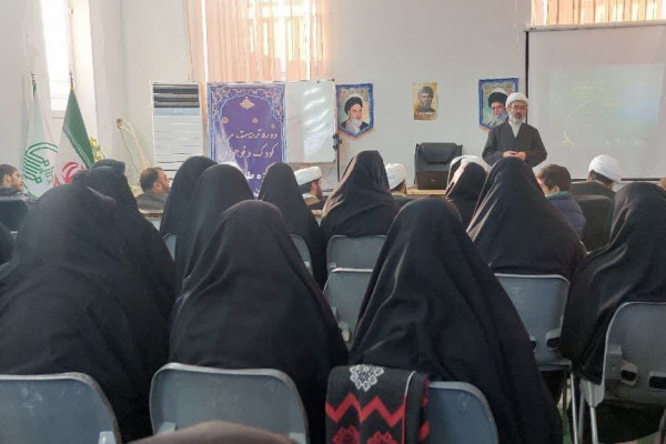 برگزاری سومین جلسه دوره آموزشی تربیت مربی کودک و نوجوان در مهران