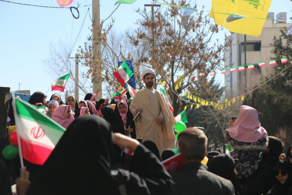 راهپیمایی ۲۲ بهمن در شهرکرد