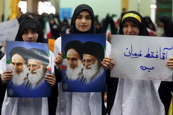 اجتماع بزرگ بانوان زینبی امروز در دیار الوند برگزار شد
