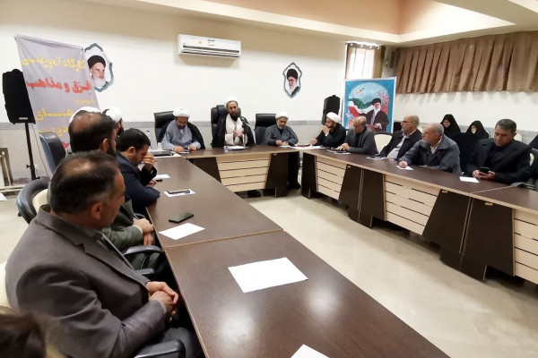 برگزاری کارگاه آموزشی فرق و مذاهب در بدره