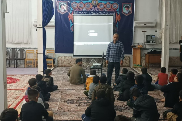 اکران فیلم باغ کیانوش با حضور نوجوانان و جوانان هیئتی در مهران