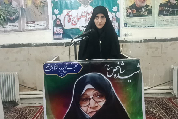 اجتماع بزرگ دختران حاج قاسم در شهرستان بدره