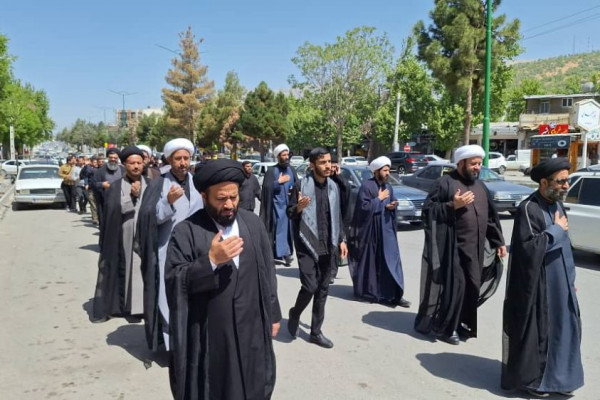 مراسم دسته روی شهادت امام صادق ع در یاسوج برگزار شد