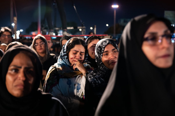 مردم بندرعباس یاد جانباختگان حادثه انفجار بندر شهید رجایی را گرامی داشتند
