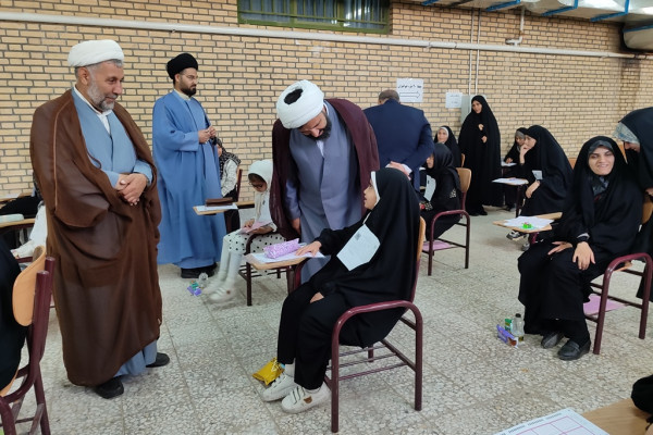 بیستمین دوره آزمون حفظ تخصصی قرآن کریم با حضور ۳۵۲ نفر از حافظان قرآن کریم استان