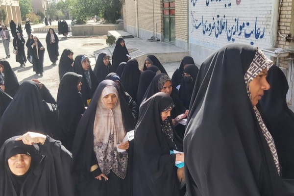 بیستمین دوره آزمون حفظ تخصصی قرآن کریم با حضور ۳۵۲ نفر از حافظان قرآن کریم استان