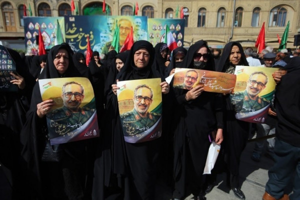 تشییع و خاکسپاری رفیق خوب خدا، دردانه سپاه در همدان