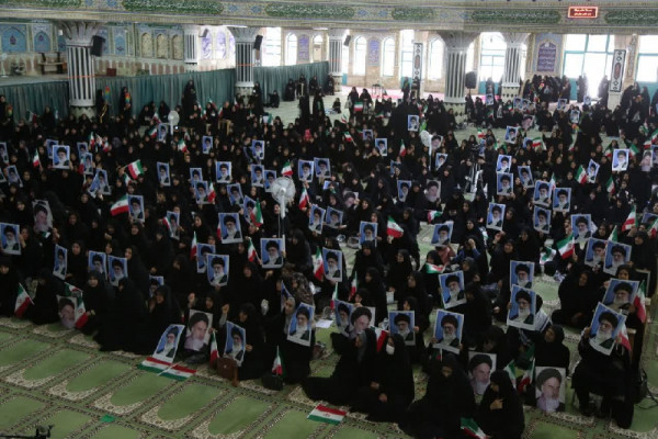 اجتماع «زینبیون» بانوان شهرکردی