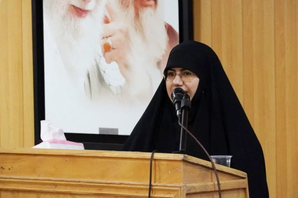 نشست مشترک مجمع بانوان فعال فرهنگی با محوریت هم افزایی در اجرای طرح همت (هسته های مردمی مبارزه ترکیبی)