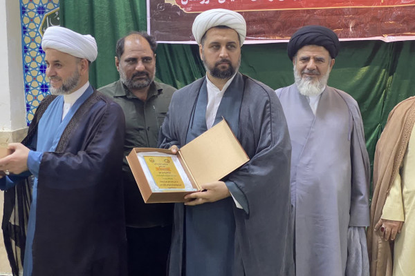 تقدیر از مدیرکل تبلیغات اسلامی خوزستان