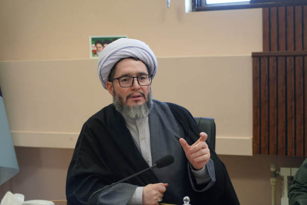 قرآن از متن کتاب به متن زندگی مردم وارد شود