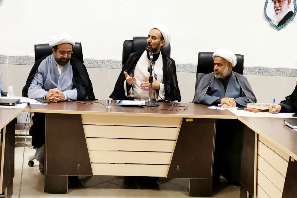 برگزاری کارگاه آموزشی فرق و مذاهب در بدره