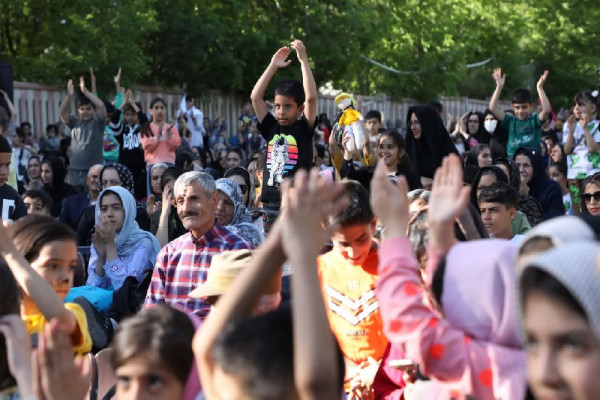 جشن خانوادگی دهه کرامت در شهرکرد