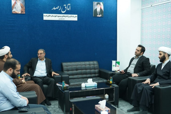 حضور مدیرکل تبلیغات روابط عمومی استاندی خوزستان در مرکز رسانه