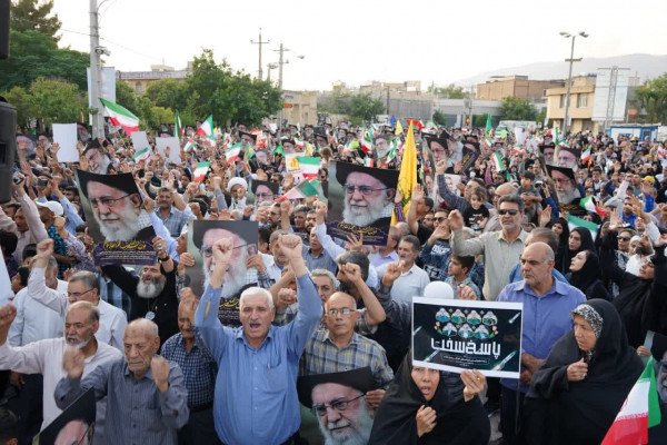 راهپیمایی باشکوه غدیر در شیراز با شعار ایران؛ ذوالفقار علی(ع)