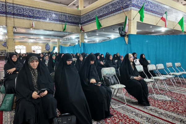 مراسم گردهمایی هیئات مذهبی بانوان شهرستان بهارستان