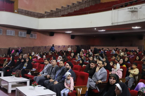 جشن بزرگ «بهترین مادر دنیا» در آبادان برگزار شد