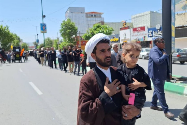 مراسم دسته روی شهادت امام صادق ع در یاسوج برگزار شد