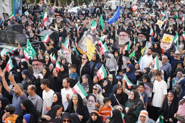 راهپیمایی باشکوه غدیر در شیراز با شعار ایران؛ ذوالفقار علی(ع)