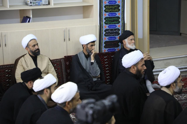 نشست تبیینی جمعی از مبلغین محرم