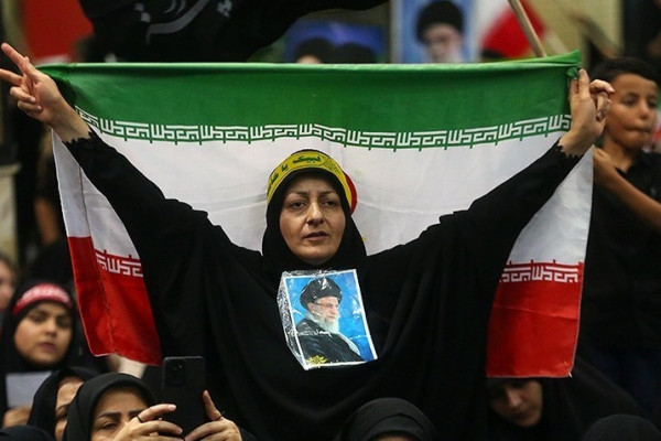 اجتماع بزرگ بانوان زینبی امروز در دیار الوند برگزار شد