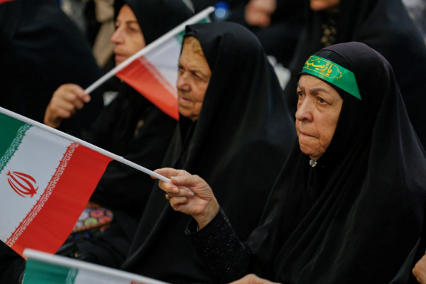 مراسم سوگواری بانوان شیرازی و هم‌نوایی با زنان طایفه بنی‌اسد در حرم شاهچراغ (ع) برگزار شد