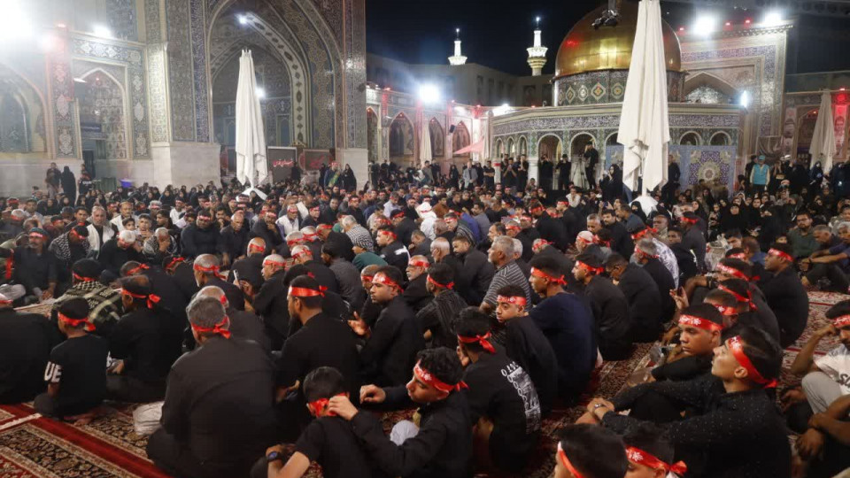 عزاداری سنتی زائران استان در حرم رضوی برگزار شد