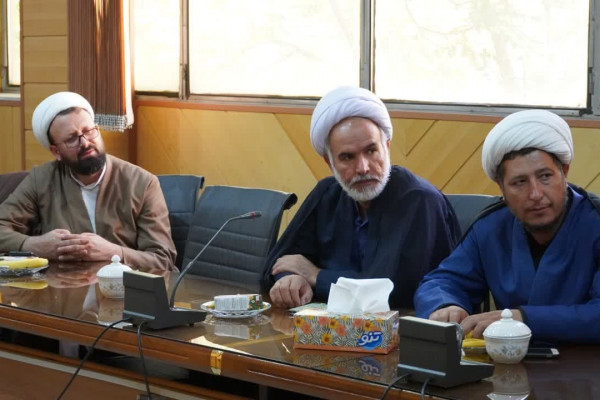 نشست قائم مقام سازمان تبلیغات اسلامی کشور با مدیران ادارات تبلیغات اسلامی تابعه استان همدان