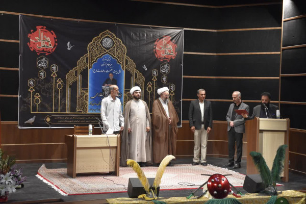 مراسم بزرگداشت و تجلیل از خانواده محترم ذاکر الحسین(ع) مرحوم حاج عباس کیاماری