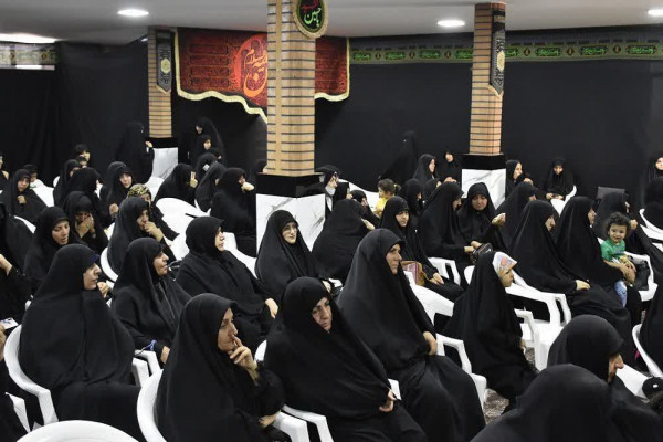 همایش بصیرتی و عزاداری هیآت مذهبی بانوان و مداحان فعال