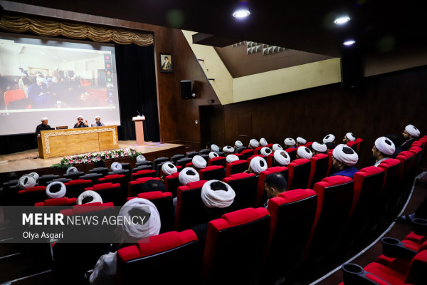 همایش تبیینی و گفتمانی آغاز نصرالله  در گرگان