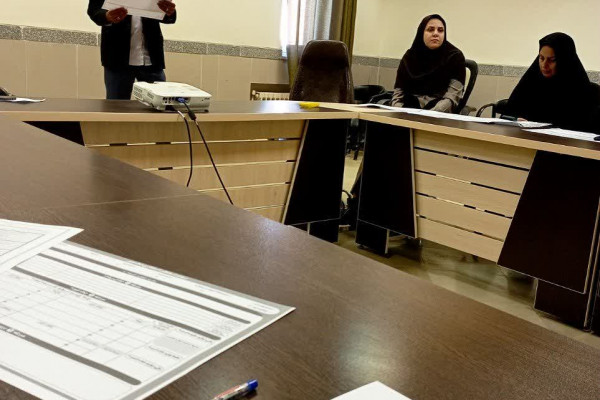 برگزاری نشست آموزشی مربیان جهادتبیین در بدره