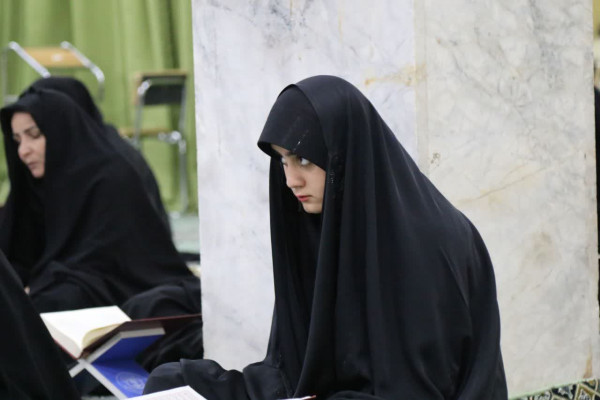 برگزاری محفل انس با قرآن به مناسبت پنجمین سالگرد شهید سلیمانی در ایلام