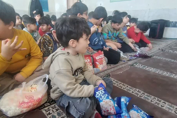 اکران فیلم باغ کیانوش در مدارس مهران