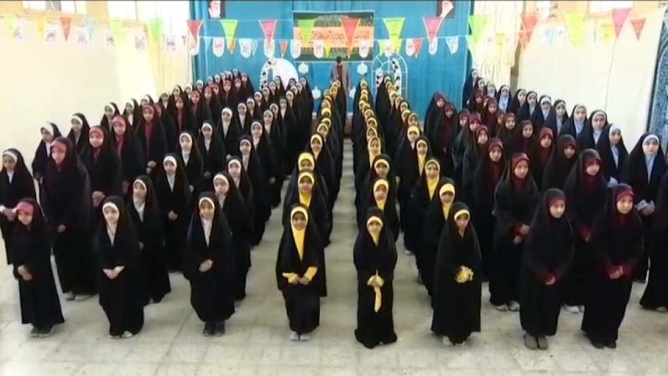 بازخوانی سرود «به عشق نبی»