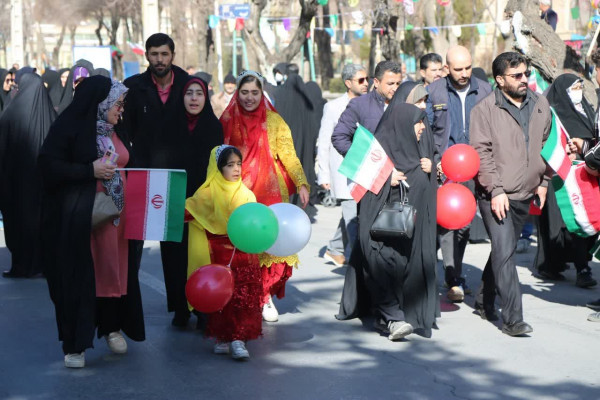 راهپیمایی ۲۲ بهمن در شهرکرد