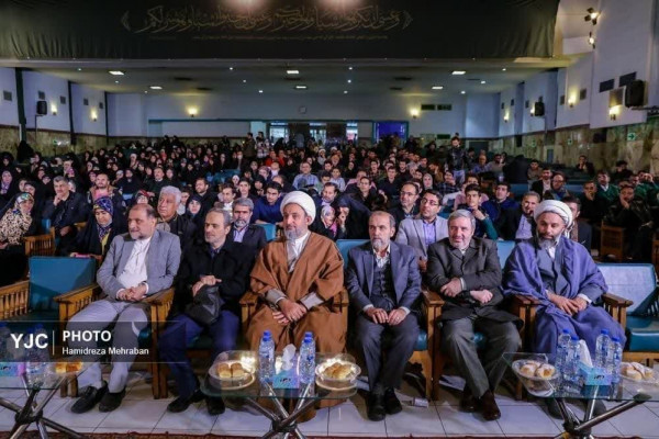 دومین اجتماع حافظان قرآن کریم