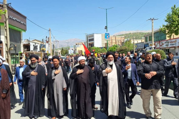 مراسم دسته روی شهادت امام صادق ع در یاسوج برگزار شد