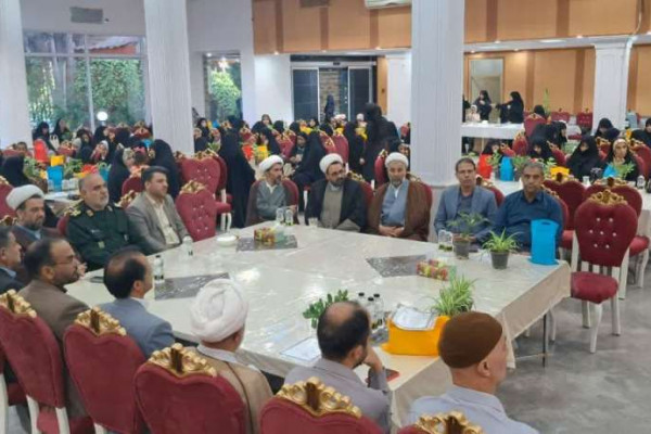 تجلیل از ۲۰۰ معلم و استاد قرآنی در نشست صمیمی بیرجند