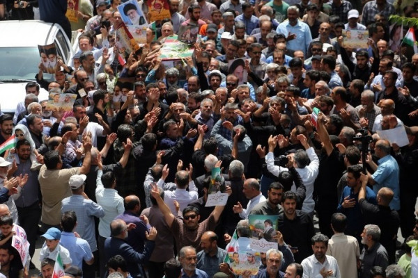 حماسهٔ همدانی‌ها برای دفاع از میهن جمعه نصر