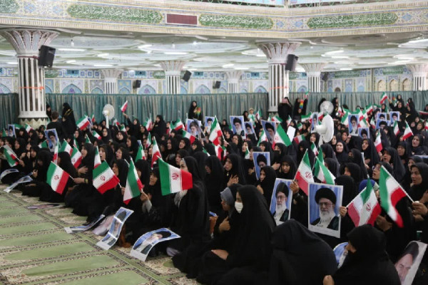 اجتماع «زینبیون» بانوان شهرکردی