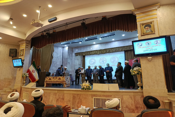 مراسم تکریم و معارفه رئیس کانون مداحان استان اصفهان