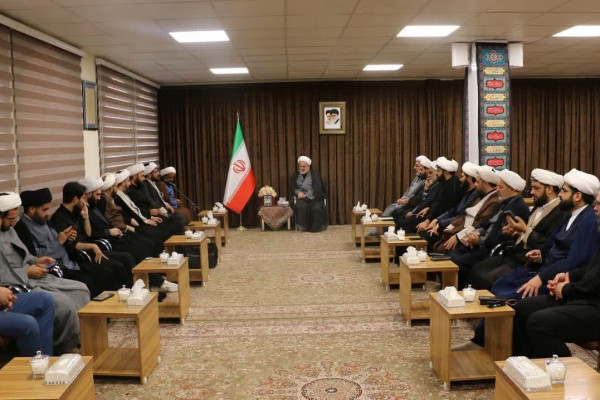 دیدار معاونین فرهنگی سازمان تبلیغات استان‌های تلفیقی با نماینده ولی‌فقیه در کردستان