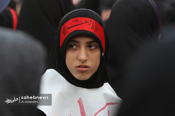 حضور دختران و بانوان در اجتماع عظیم مردمی عصر عاشورا « یوم الحسین ع»