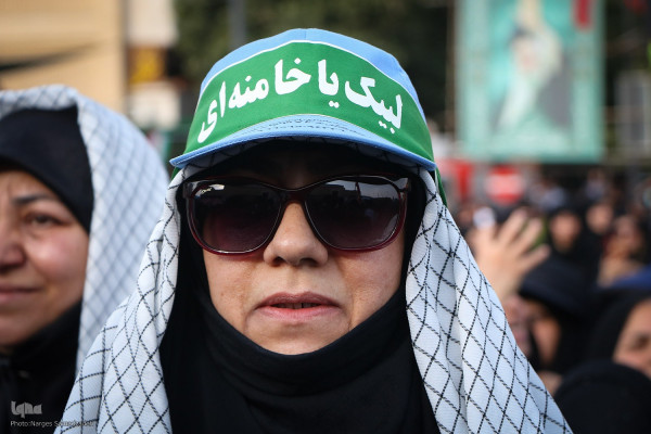 حضور دختران و بانوان در اجتماع عظیم مردمی عصر عاشورا « یوم الحسین ع»