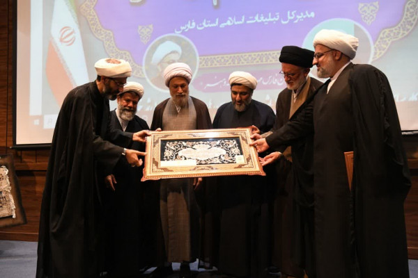آیین تکریم و معارفه مدیرکل تبلیغات اسلامی فارس
