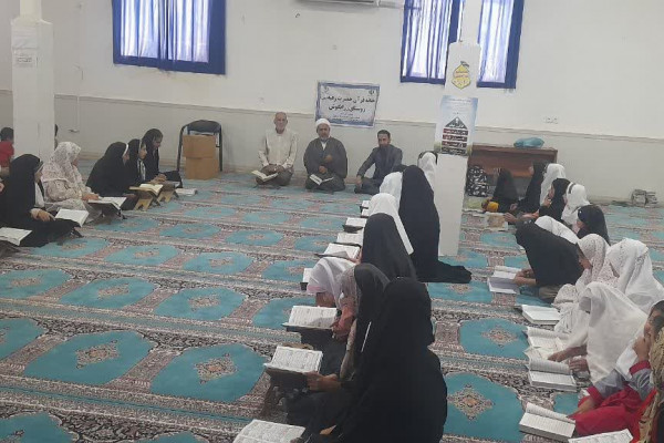 تجلیل از متربیان اوقات فراغت تابستانه دهستان زرانگوش از توابع شهرستان بدره