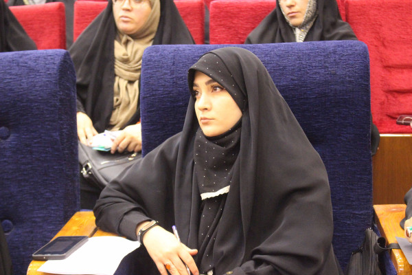 برگزاری کلاس آموزشی تدبر در قرآن کریم در شهرستان ایلام