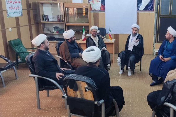 برگزاری جلسه ماهانه روحانیون مستقر شهرستان دره‌شهر